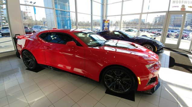 2018_zl1_showroom