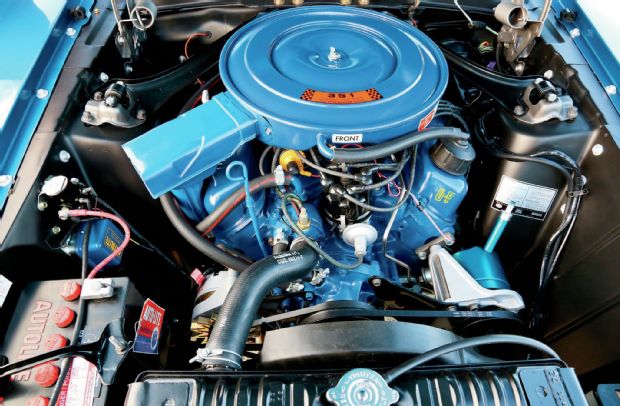 ford-mustang-351-windsor-engine